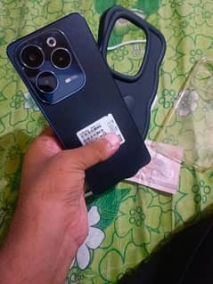 Infinix hot 40 8+8/256 with charger 6 days used only