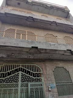 House available on rent in Shadbagh having 3 portion