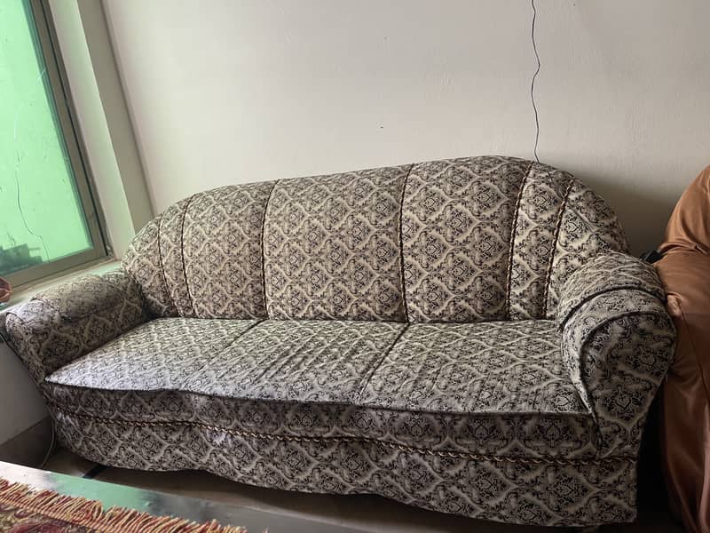 5 Seater Sofa Set Like New 2