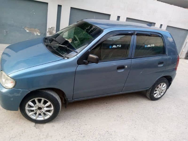 Suzuki Alto 2010 5