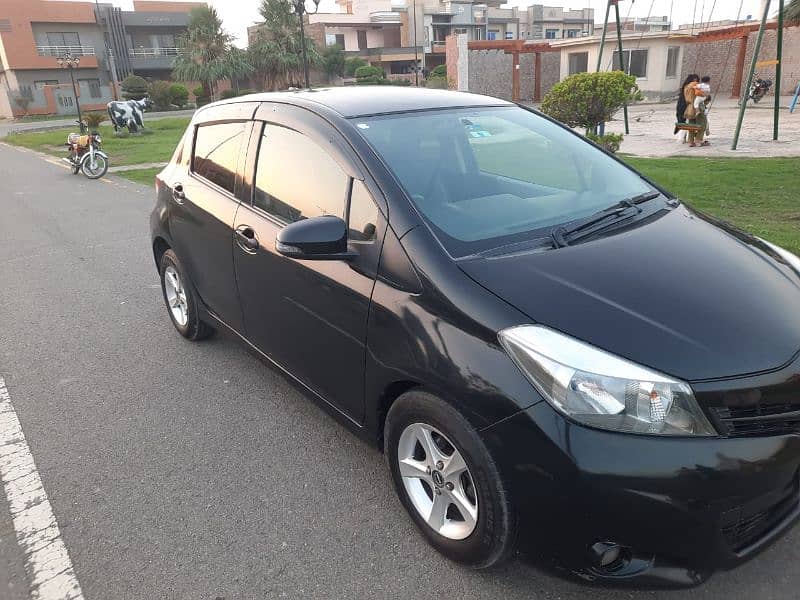 Toyota Vitz 2011 1