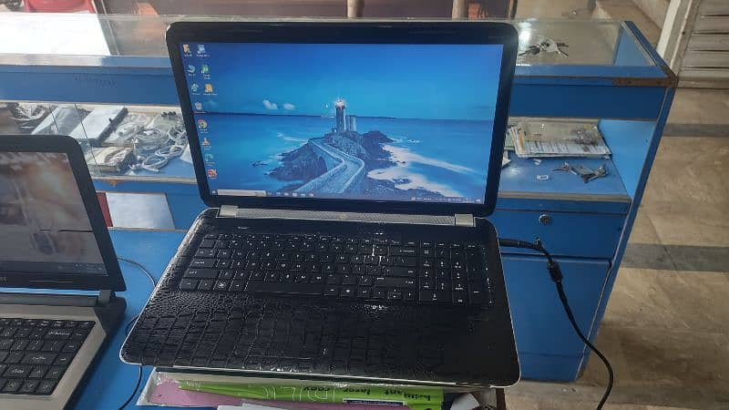 HP core i7 2nd generation '17 inch Ram 6 gb 0