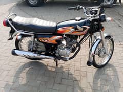 Honda CG 125 2022 model bike for sale call on 0313,4935016