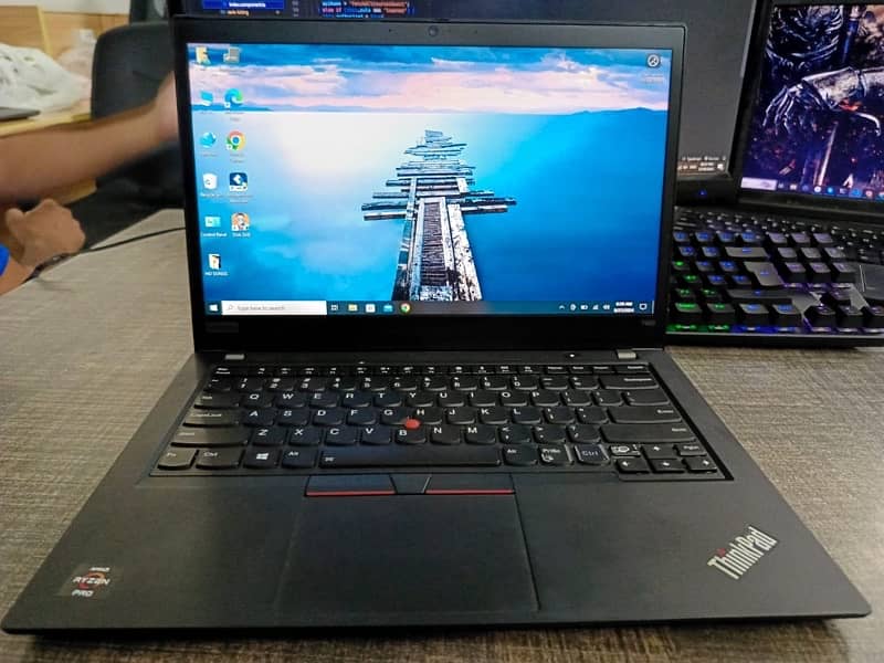 Lenovo Thinkpad T495 4