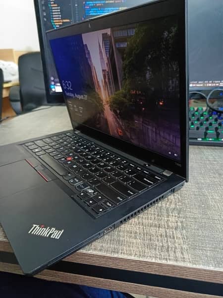 Lenovo Thinkpad T495 6