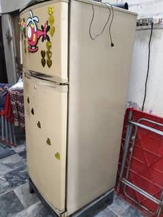 Dawlance Big Size Refrigerator for Sale - Urgent