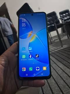 Infinix Hot 12 /6 gb/128 gb