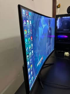 Ease 180hz curved Monitor