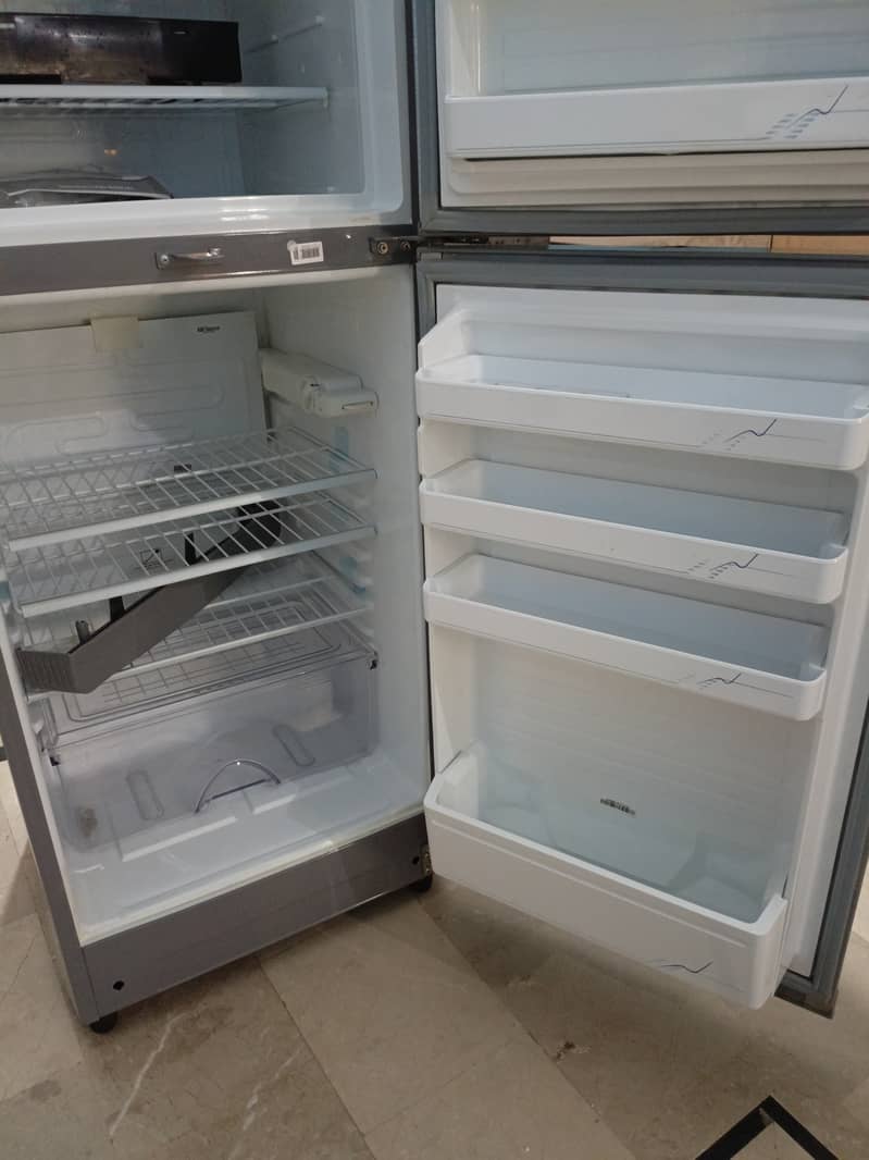 Dawlance Refrigerator for Sale 2