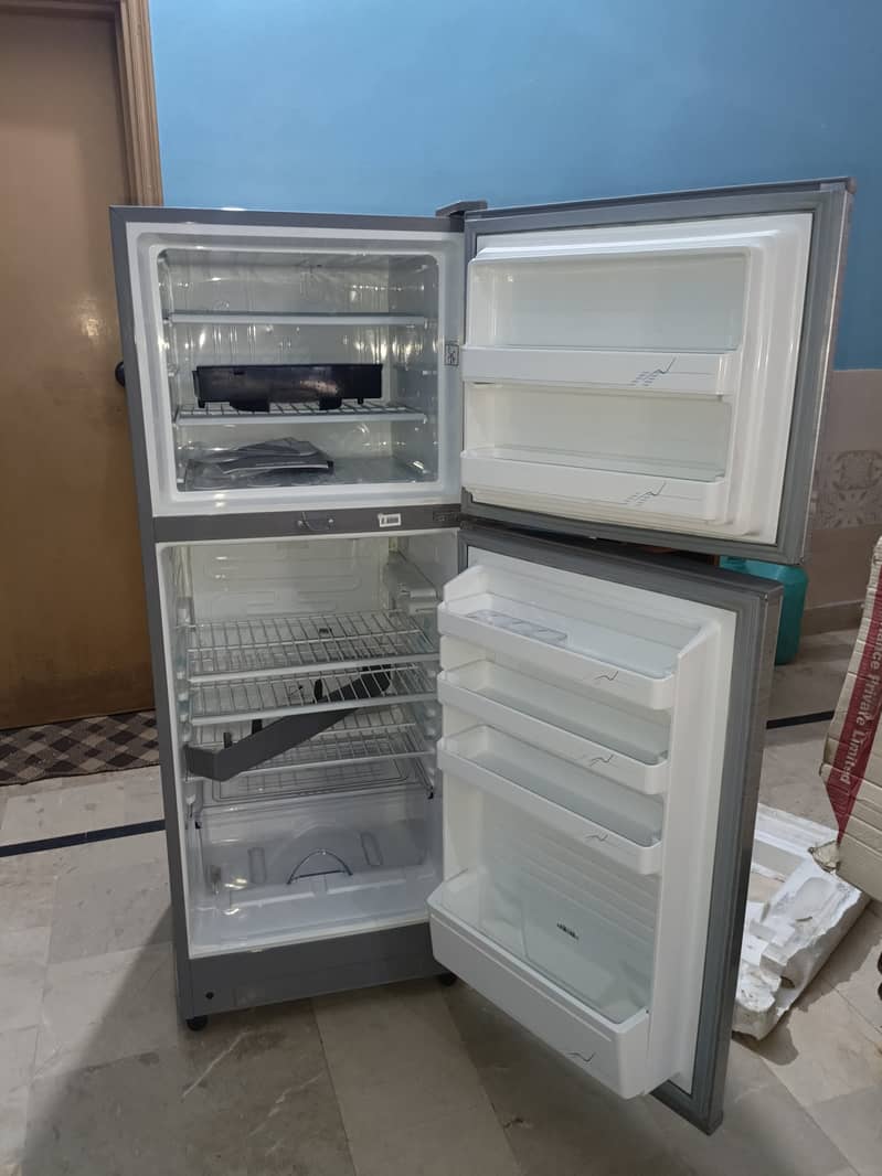 Dawlance Refrigerator for Sale 4