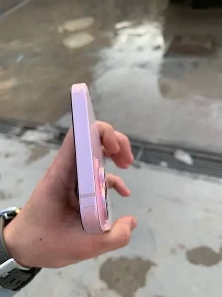 Apple iPhone 15 Plus 1