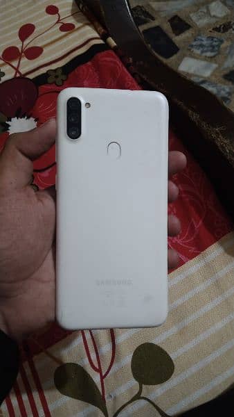 Samsung a11 mobile for sale screen ma line Hai only mobile hai 0