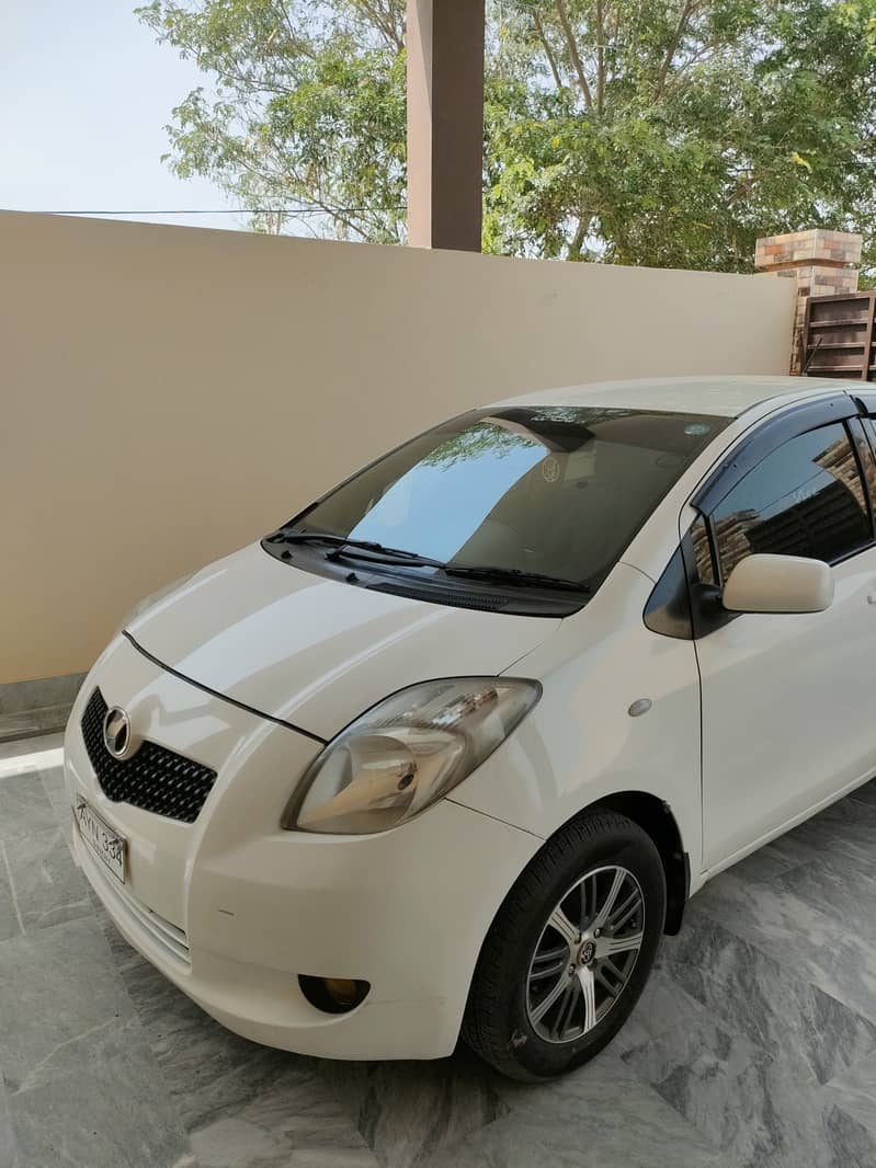 Toyota Vitz 2007 5