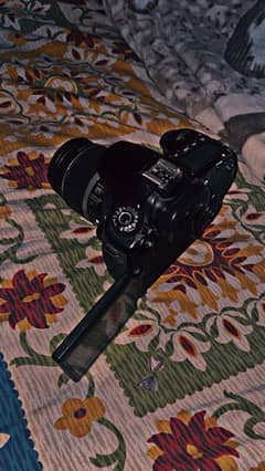 Canon camera 60D,Lens 18-55 with bag with charger