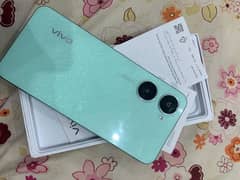 Vivo Yo3 4+4 128 total genuine only box open 25 day used only New