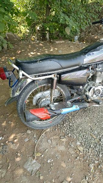 Honda 125 black 1