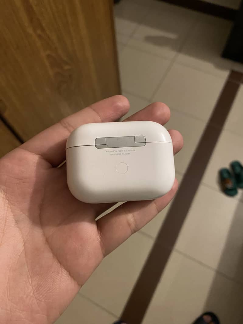 Airpods Pro 1st generation - Original, Great Condition, 3 months used 2