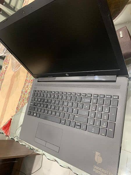 HP laptop/ 8th Generation/ 256 GB SSD 4