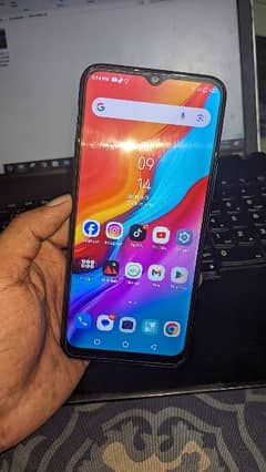 Infinix hot 8 4/64 (Urgent)