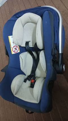 Mom Squad Car Seat / Carry cot for sale