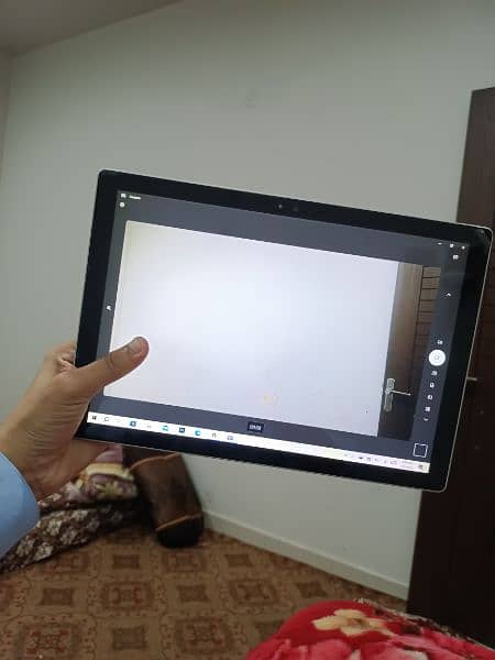 Microsoft Surface Pro 4 4/128 Touch  screen 4