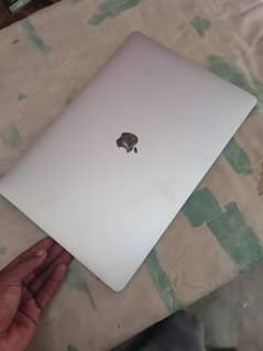 MacBook