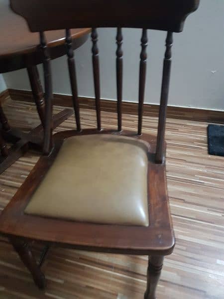 Dining table with chairs. Pure sheesham wood 2