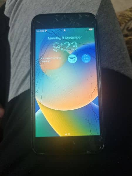 iphone 8 non pta screen cracked 5