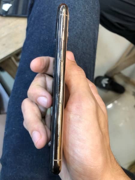 iPhone 11 Pro 64GB Nonpta FU 7