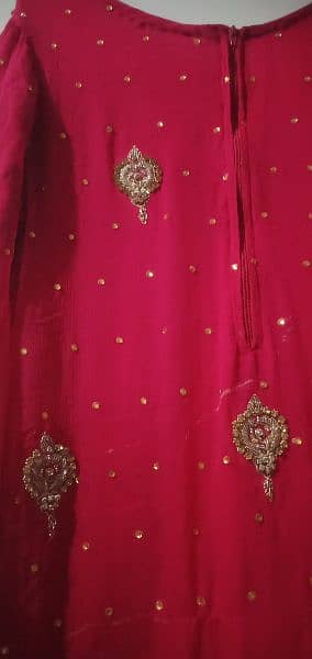 1 time used only . barat bridal lehnga. new condition. 3