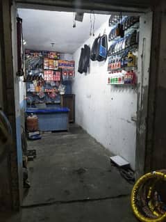 chalta hova karobar Auto parts for sell