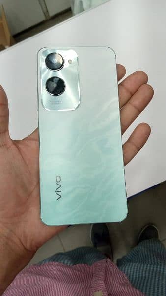 vivo y18 completed box 0