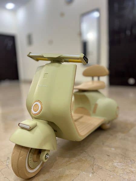 baby chargeable scooty 1