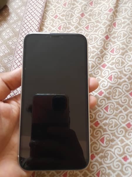 iphone 11 only cash 4