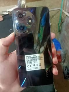 infinx hot 30 8/128gb ROM 10/10 condition ha box gum hogyaha CNIC dedo