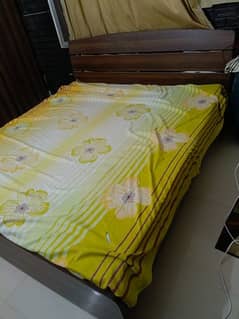 king size bed with mattress