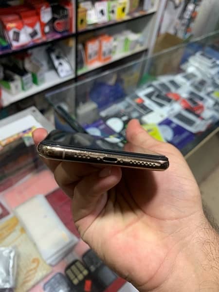 iphone xs max nonpta condition 10/9 3