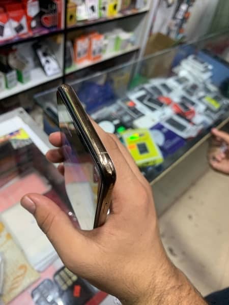 iphone xs max nonpta condition 10/9 5