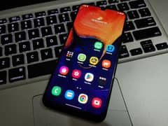 SAMSUNG A50 | 4/64GB | NON PTA