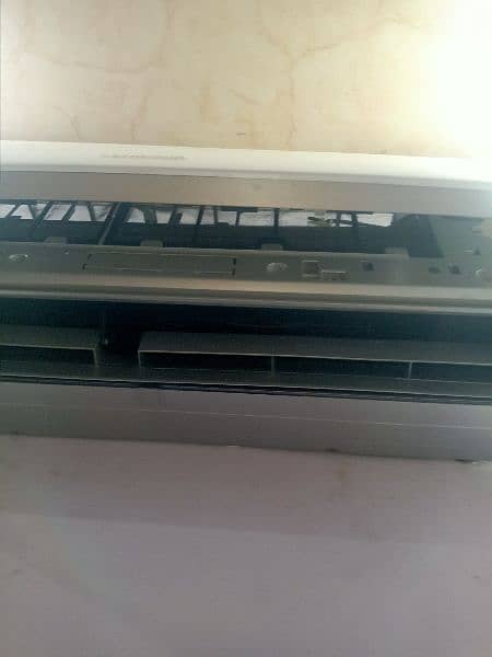 Kenwood inverter A. C for sale 1