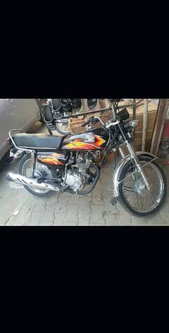 Honda 125 condition 10by9 documents all ok