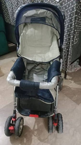 Pram for Baby 10/10 Condition 4