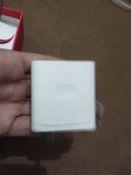 OnePlus original 100w charger 3