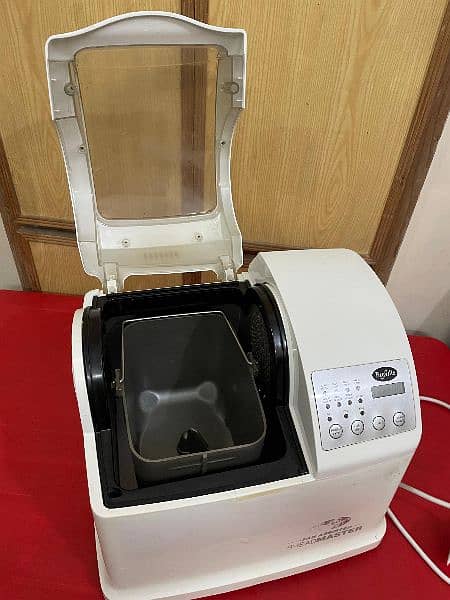 Breville Electric Automatic Breadmaker / Dough / Atta Maker, Imported 7