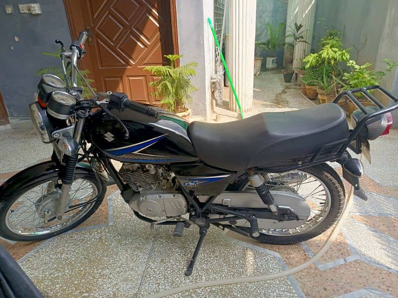 SUZUKI GS 150 2