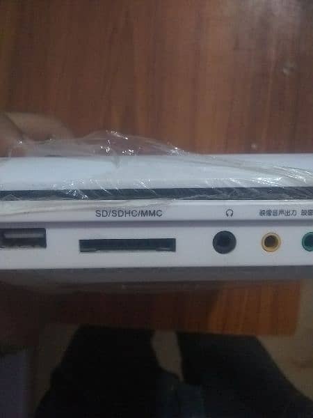 dvd video player . usb memory card supported 8