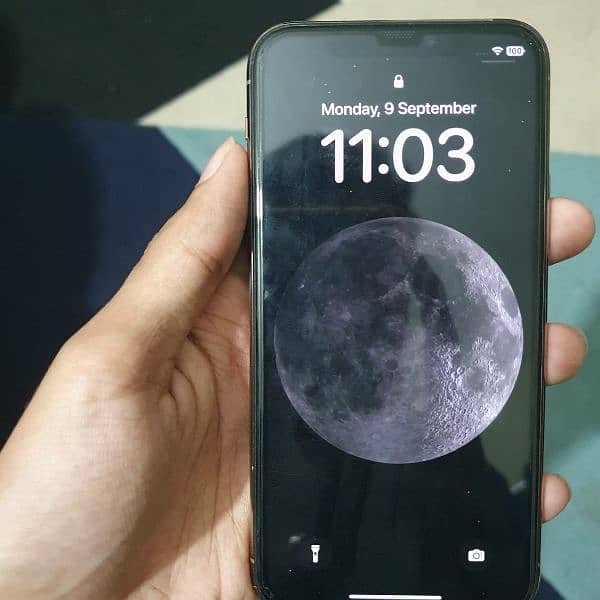 Iphone 11 pro 64 GB Non Pta 5