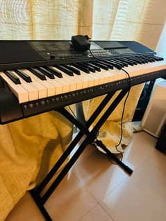 Casio CT-X800 Digital Keyboard and stand