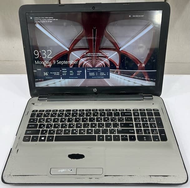 HP Notebook i5 7th Generation (4/256 SSD + 1TB HDD 2GB AMD Radeon) 2