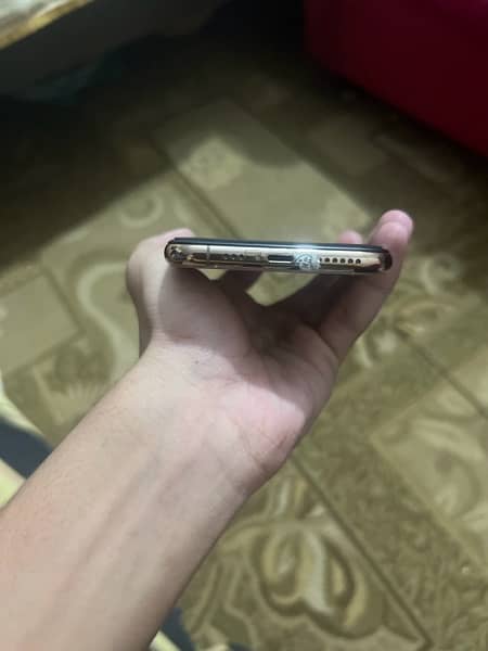 iPhone XS 64 non pta 3